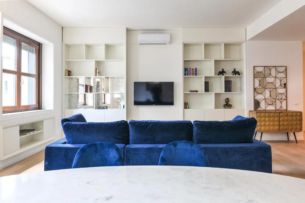 Elegant Urban Retreat In The Heart Of Milan - Brera Apartment